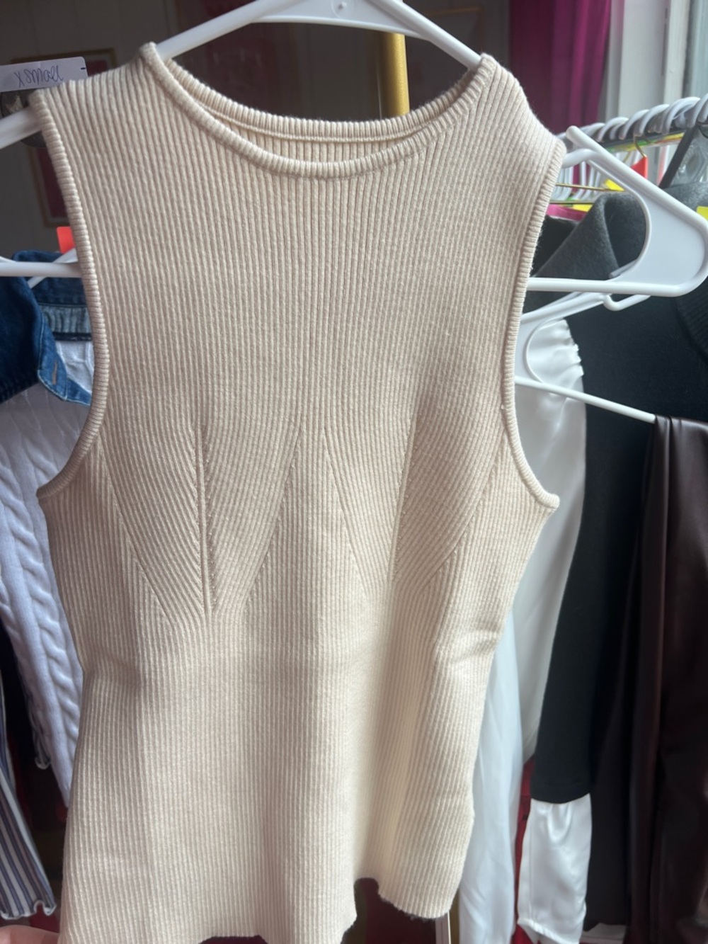 Commense Cream Ribbed Sleeveless Tank Top - Picture 3 of 4